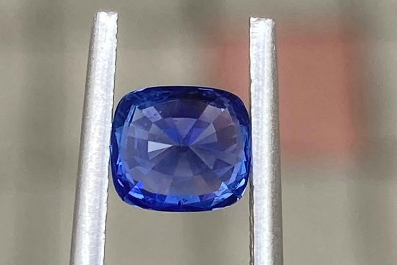 Blue Sapphire from Sri Lanka – Cushion Cut Unheated Gemstone 1.15ct - Image 3
