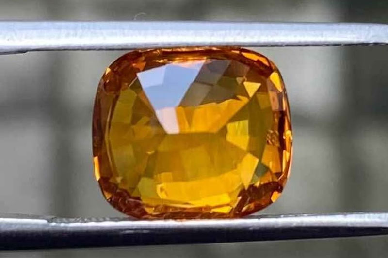 Ceylon Orange Sapphire – 5.01ct Cushion Cut Heated Gemstone - Image 3